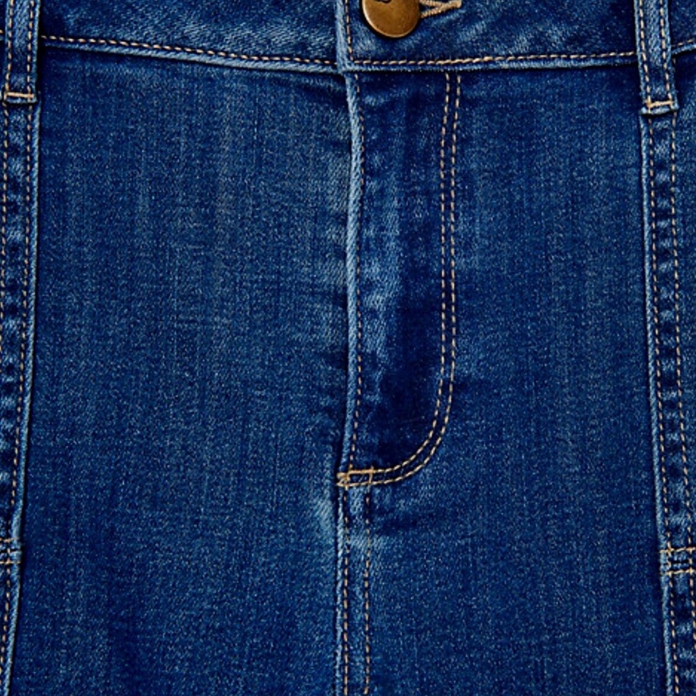 Boyfriend Slim Leg Capri Jean